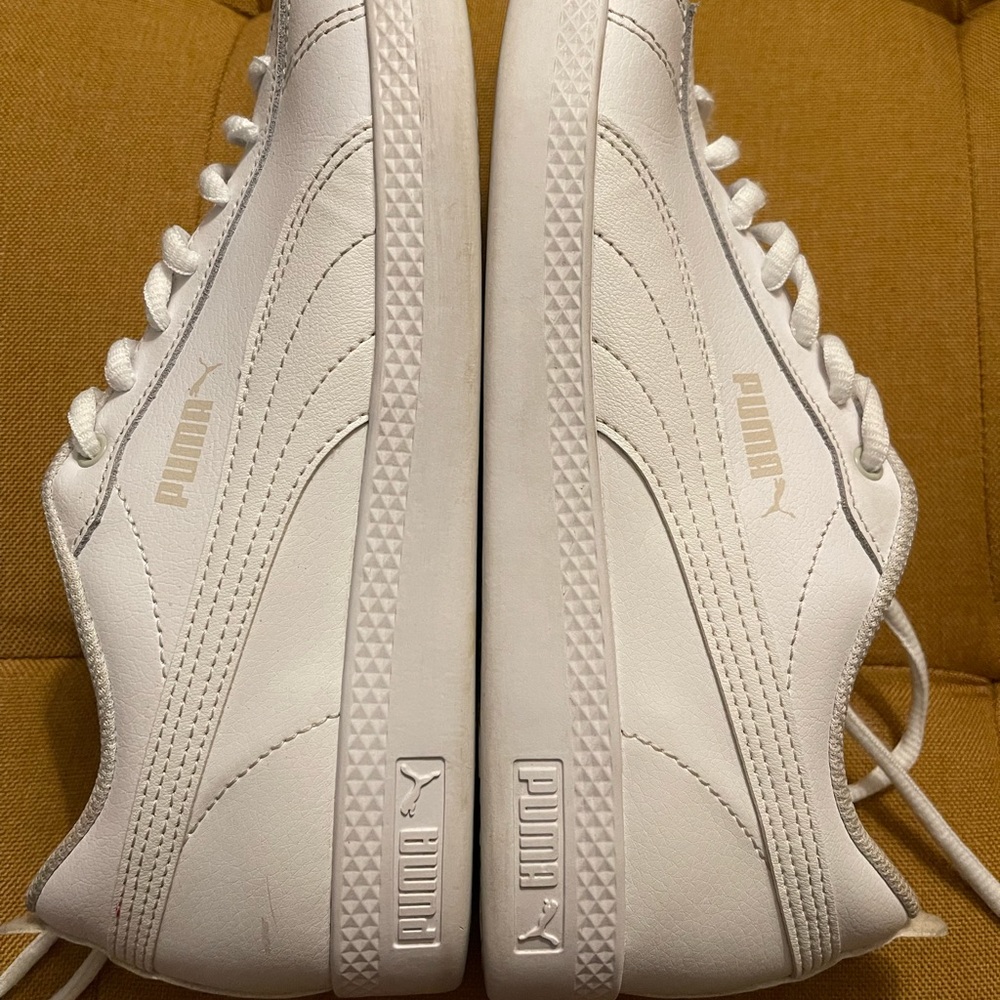Puma Vikky Leather Sneakers